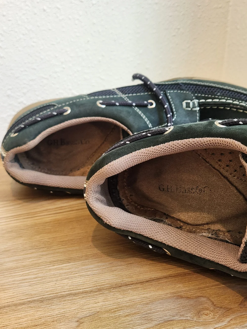 G.H. Bass & Co. classic low